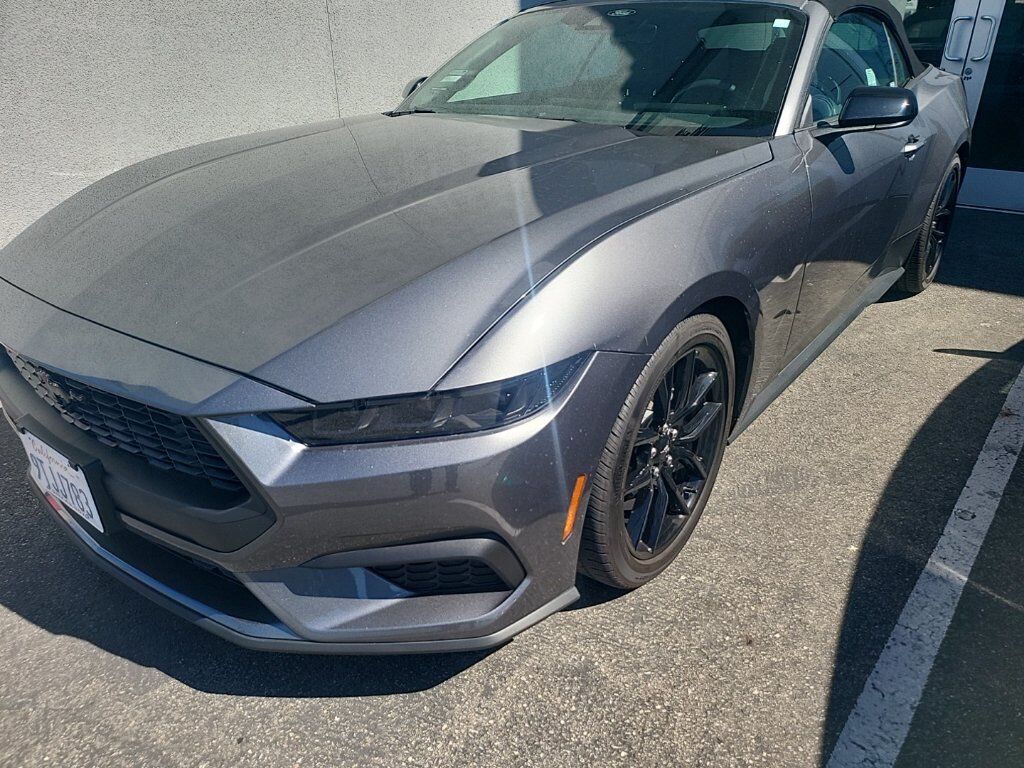 2025 FORD Mustang
