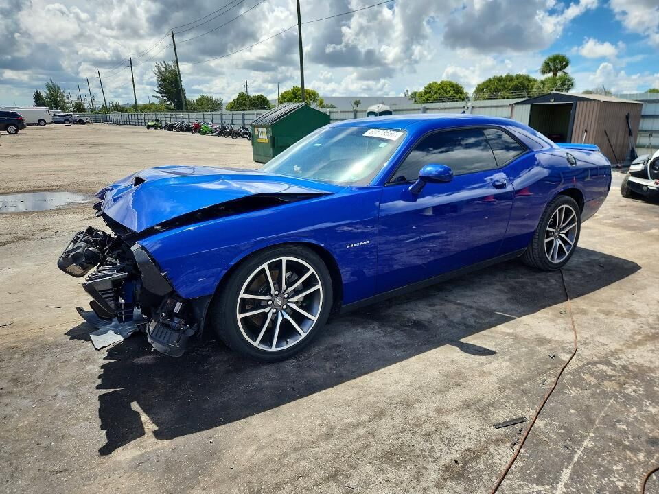 2021 DODGE Challenger