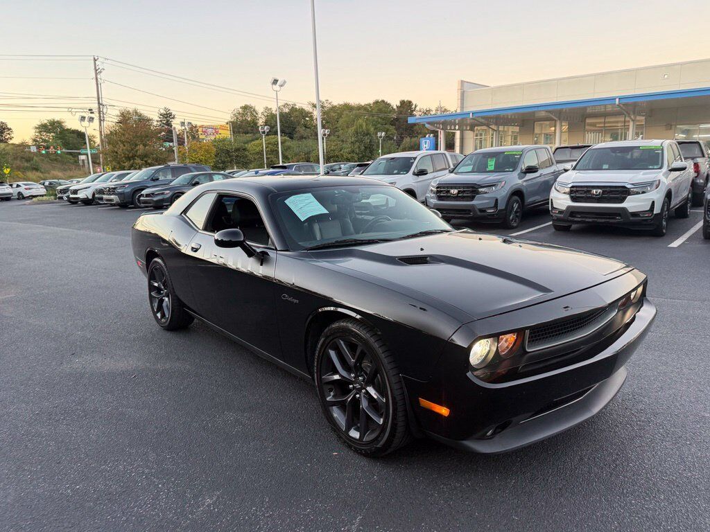 2012 DODGE Challenger