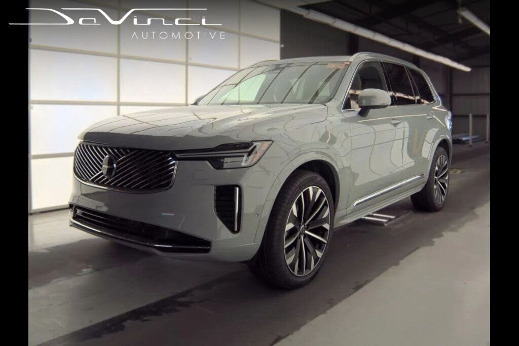 2026 VOLVO XC90