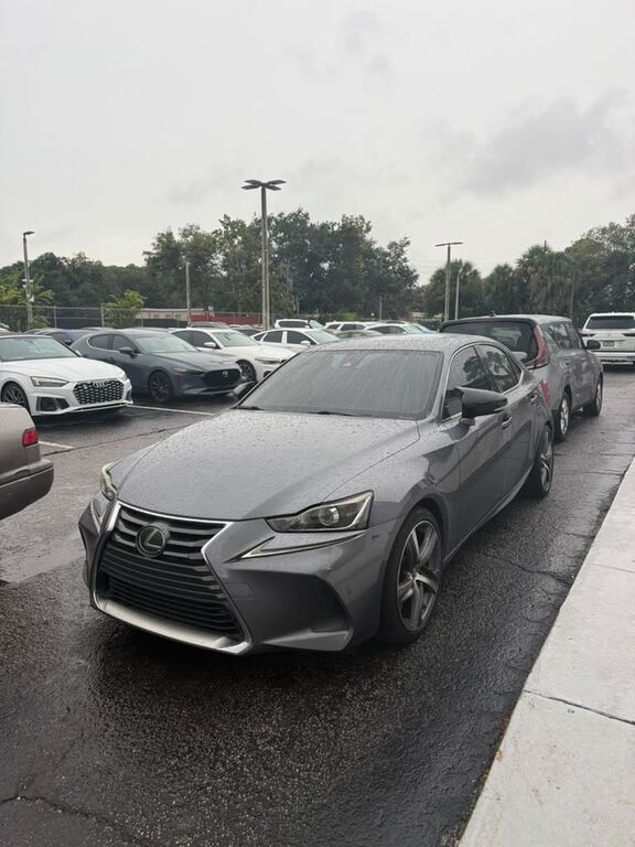 2018 LEXUS IS