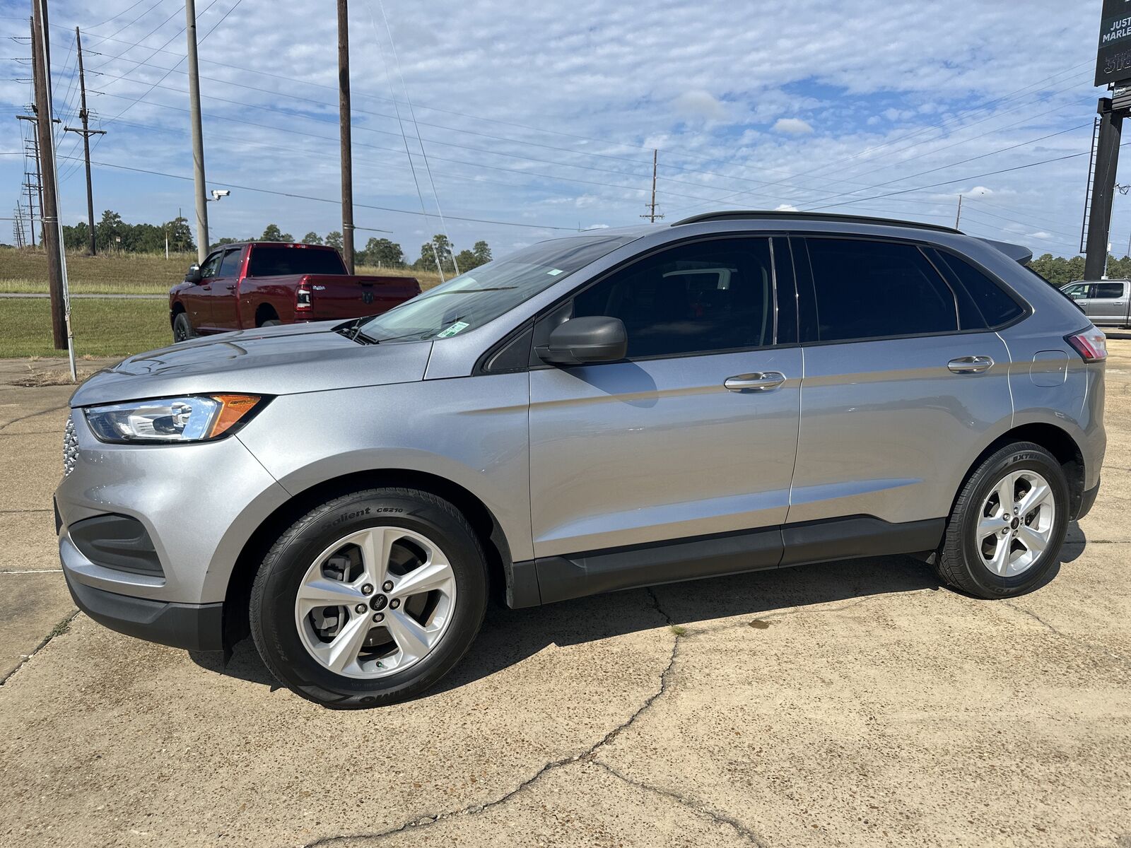 2023 FORD Edge