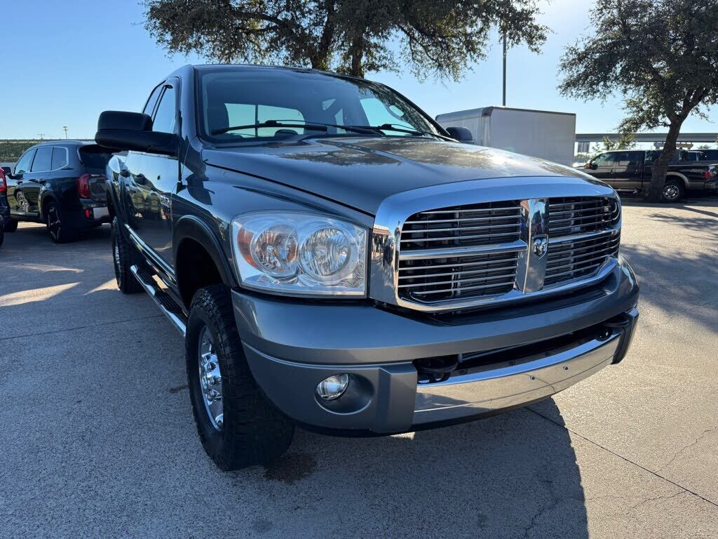 2008 DODGE Ram