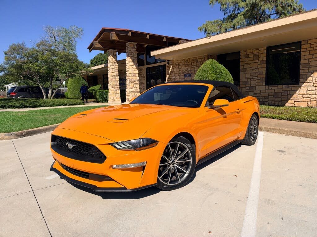 2019 FORD Mustang