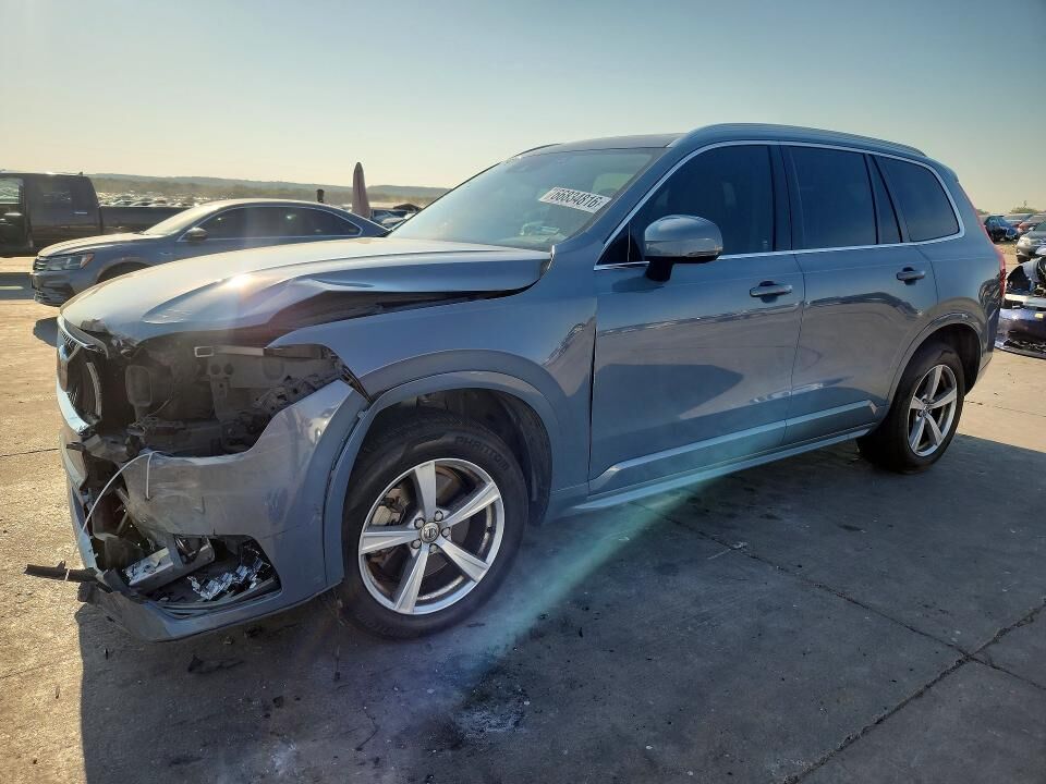2020 VOLVO XC90