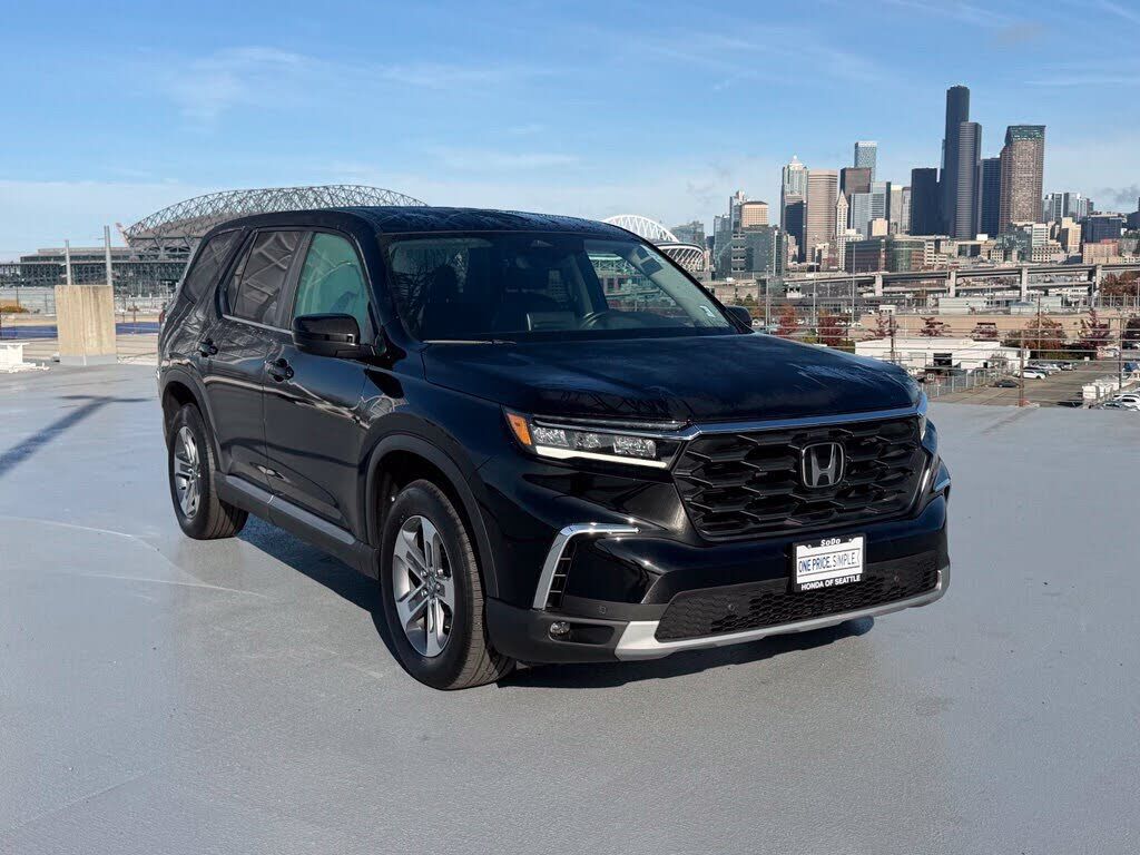 2023 HONDA Pilot