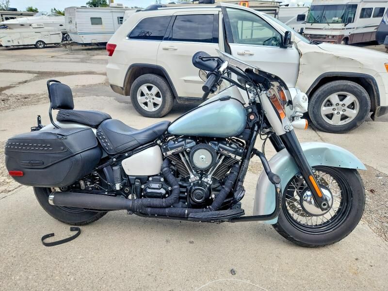 2018 HARLEY DAVIDSON FLHC / Heritage Classic