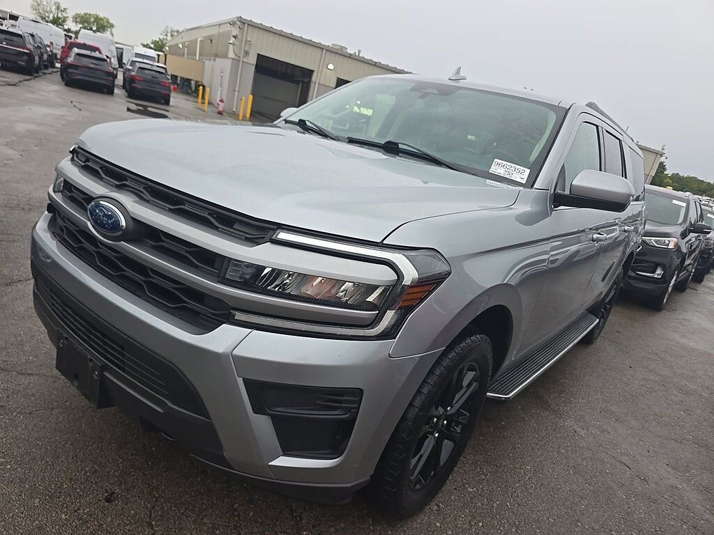 2022 FORD Expedition