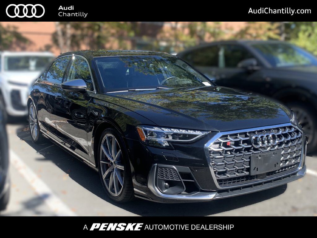 2023 AUDI S8