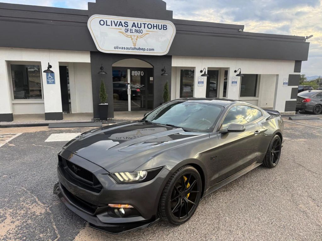 2017 FORD Mustang