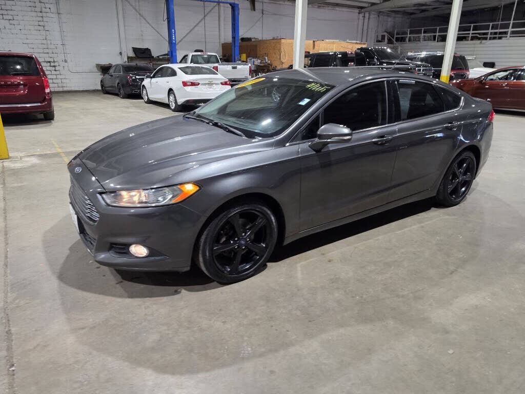 2016 FORD Fusion