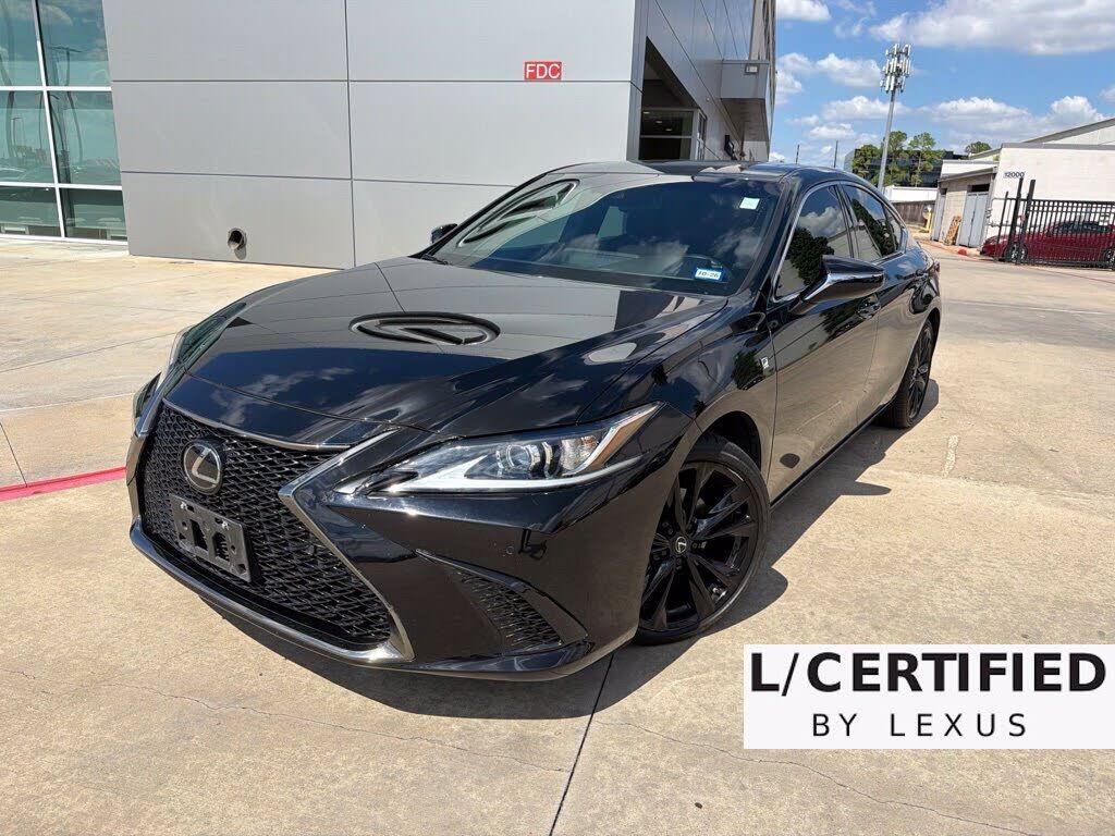 2024 LEXUS ES