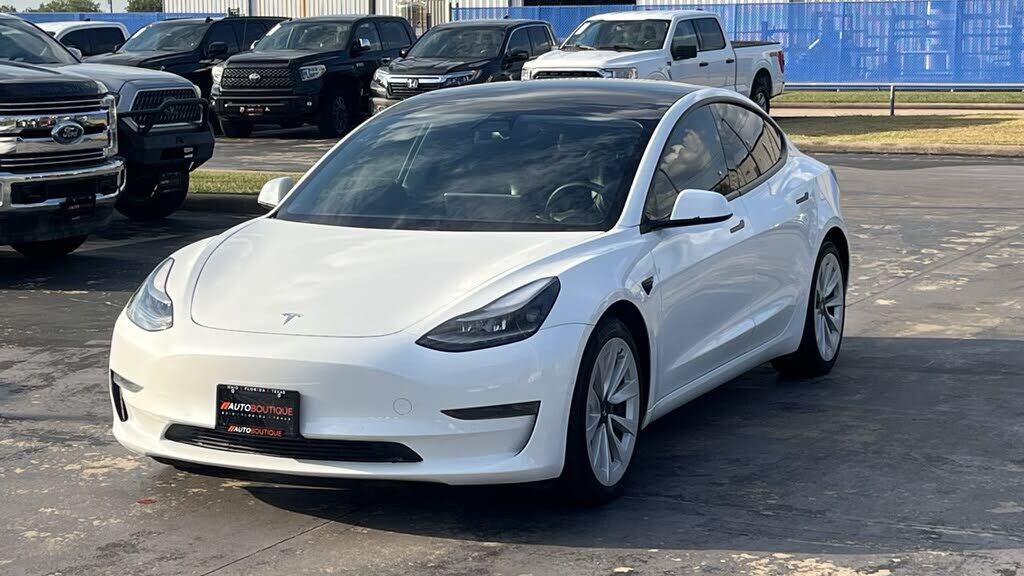 2021 TESLA Model 3