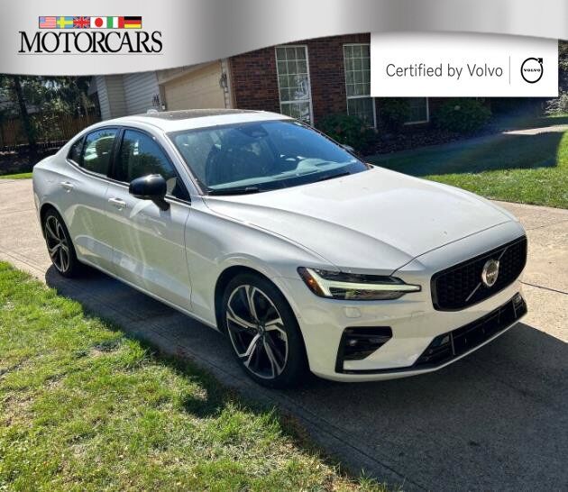 2024 VOLVO S60