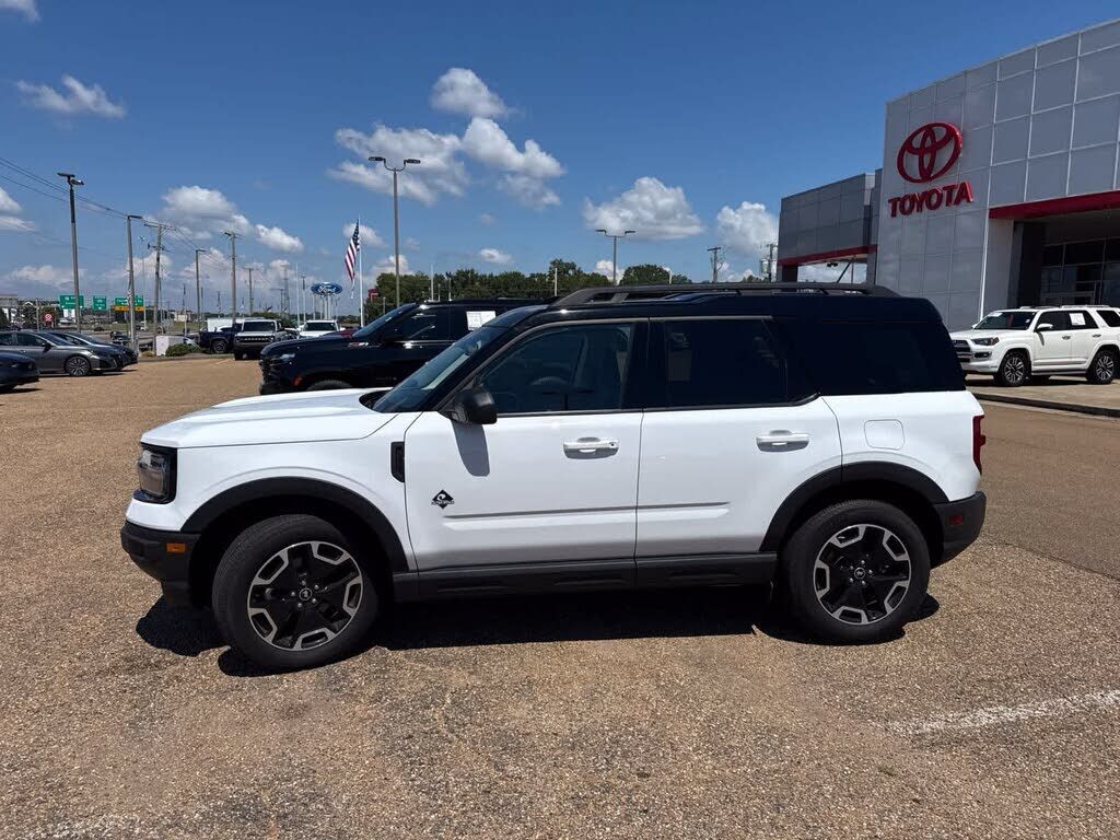 2024 FORD Bronco