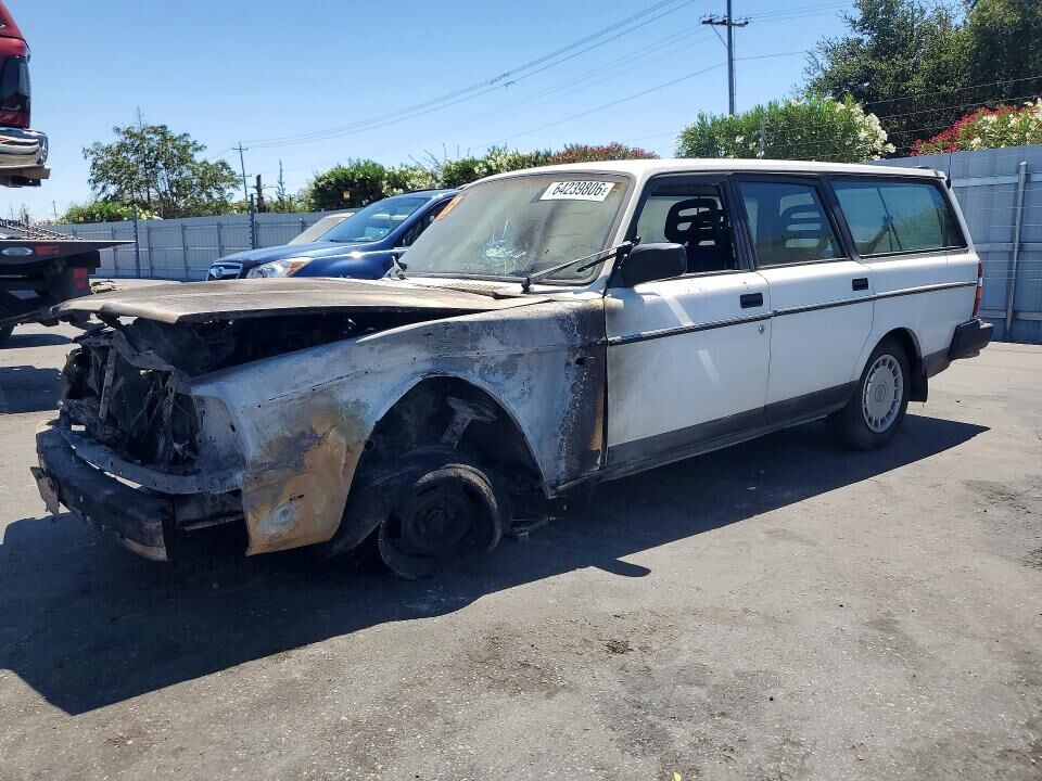 1993 VOLVO 240 Series