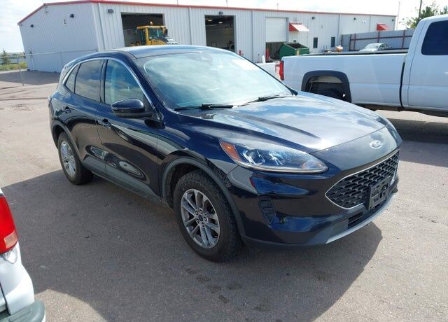 2021 FORD Escape