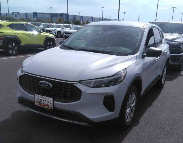 2025 FORD Escape