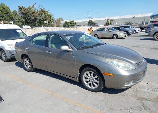 2002 LEXUS ES