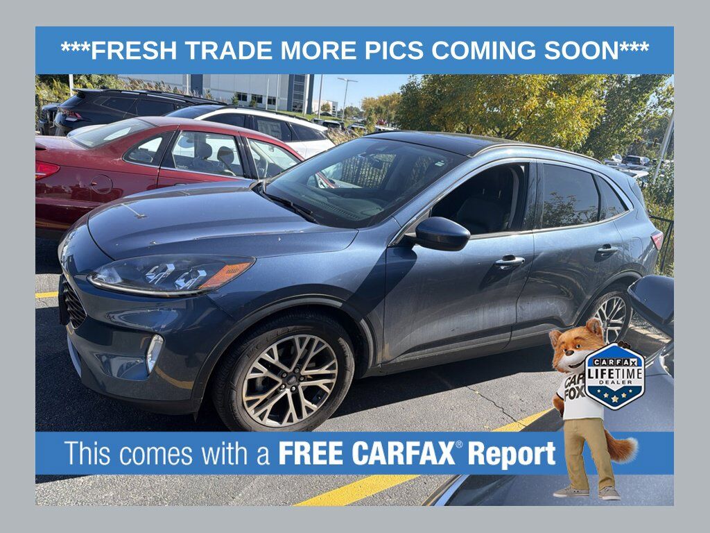 2020 FORD Escape