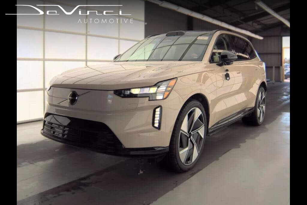 2025 VOLVO EX90
