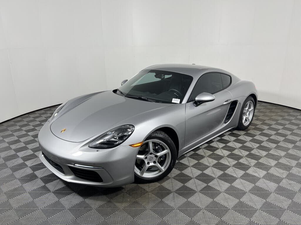 2024 PORSCHE 718
