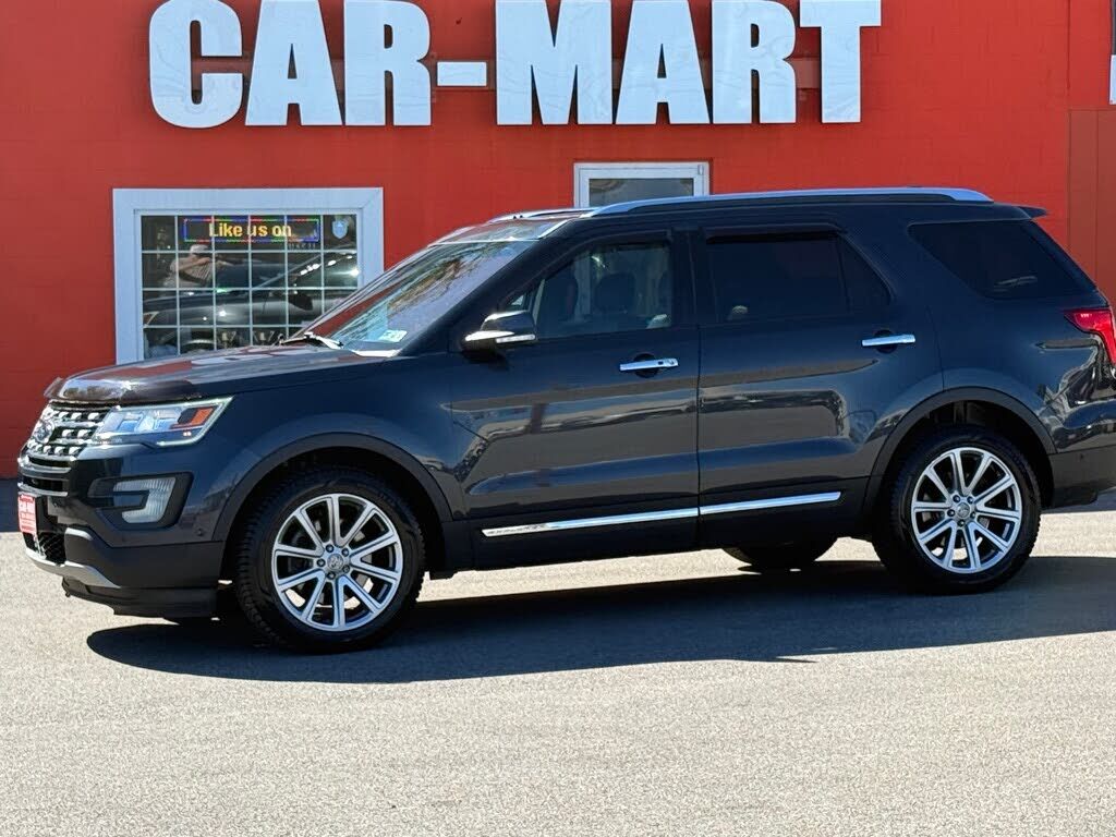 2017 FORD Explorer