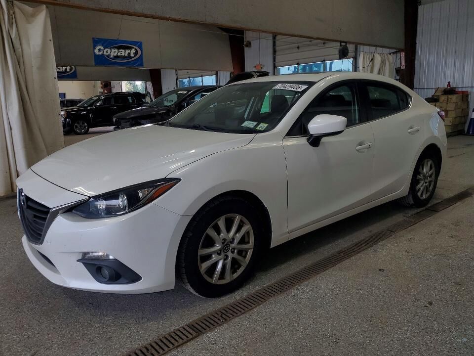 2016 MAZDA Mazda3