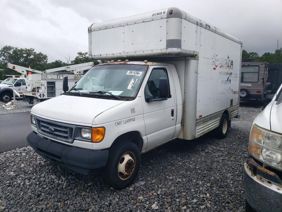 2006 FORD E-450