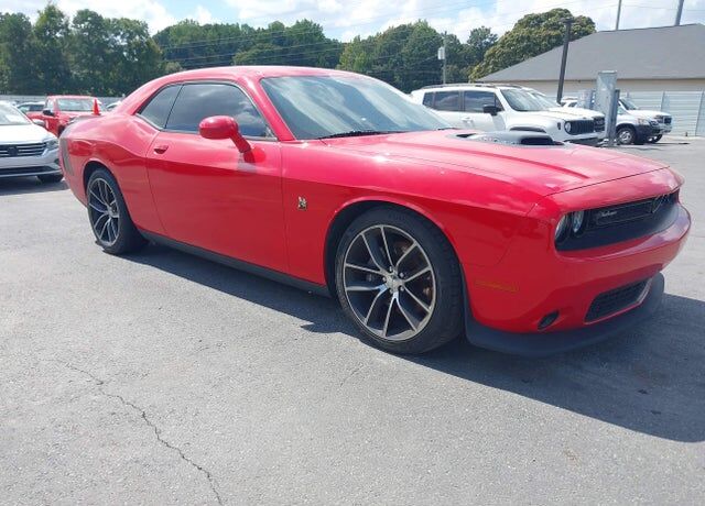 2016 DODGE Challenger