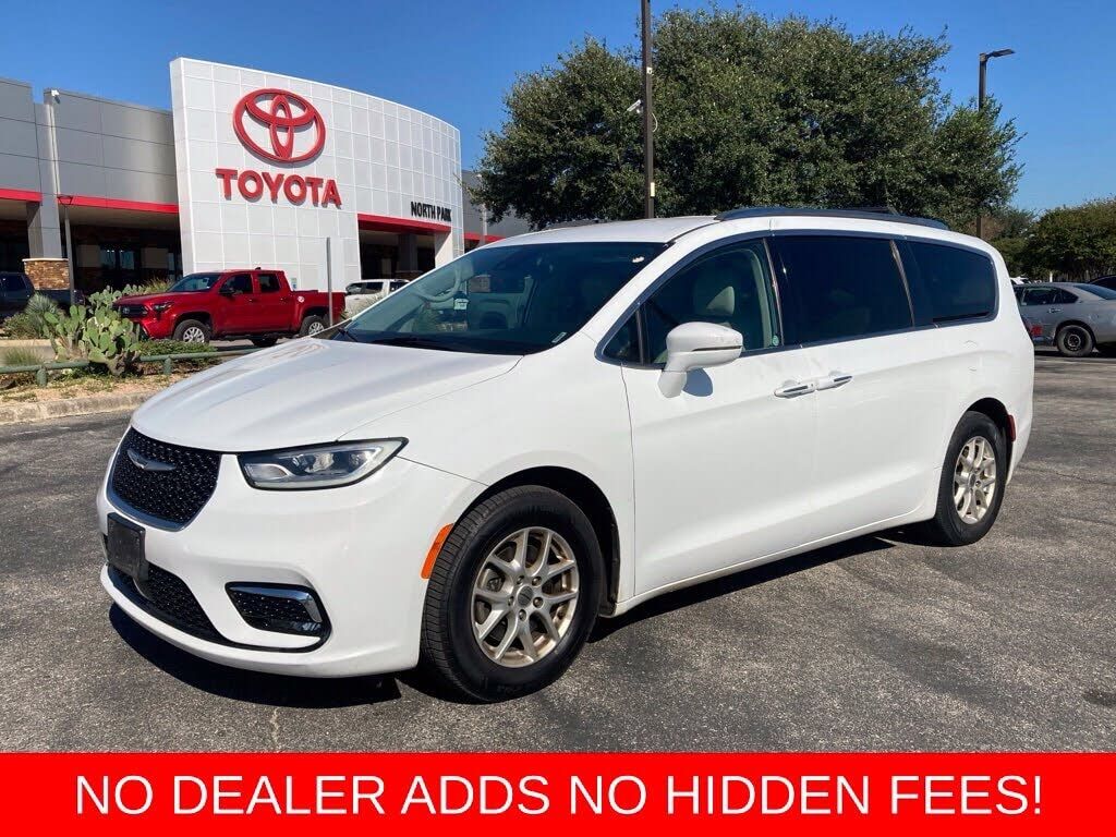 2021 CHRYSLER Pacifica