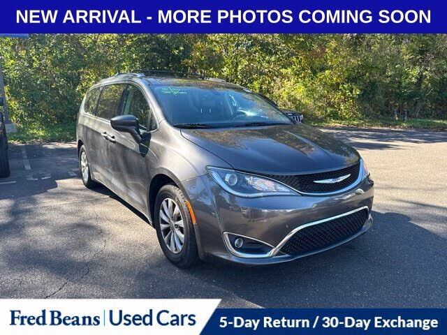 2019 CHRYSLER Pacifica