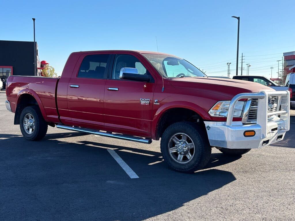 2011 DODGE Ram