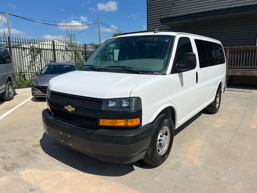 2020 CHEVROLET Express