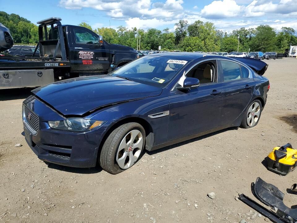 2018 JAGUAR XE