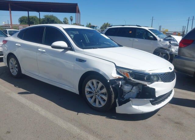 2017 KIA Optima