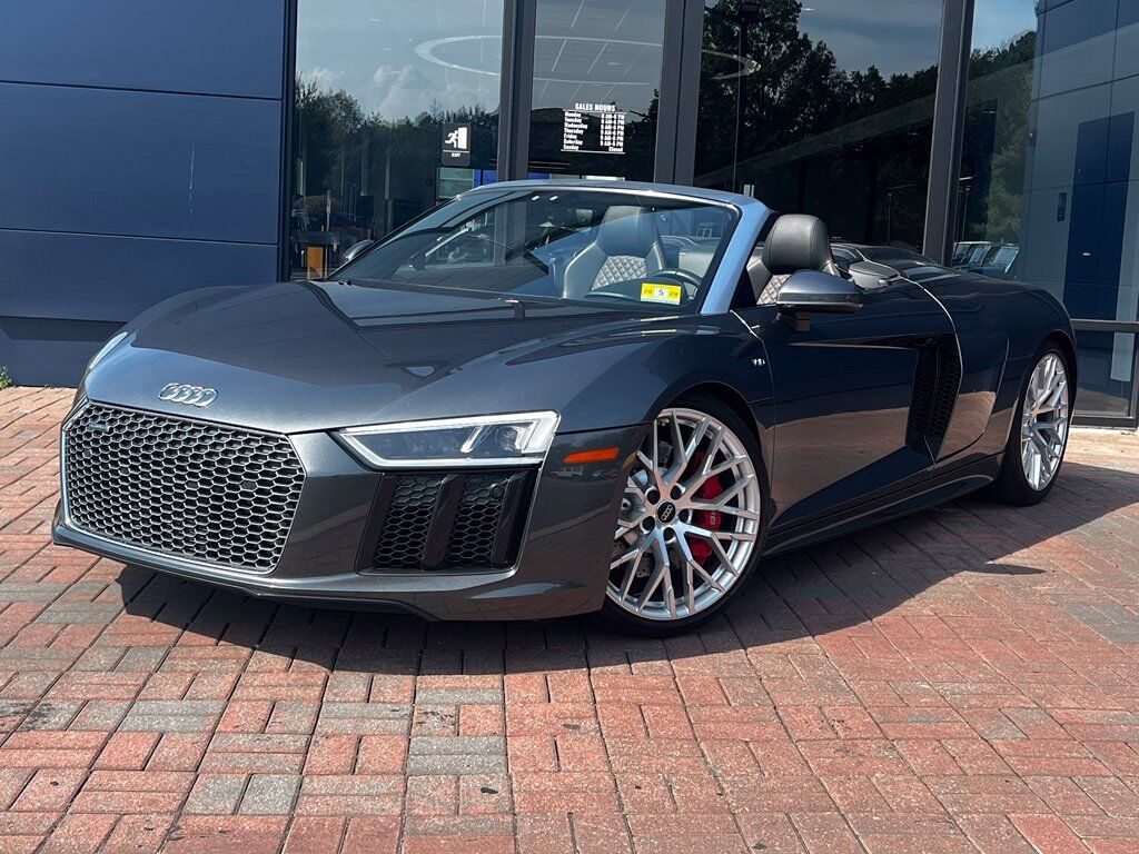 2017 AUDI R8