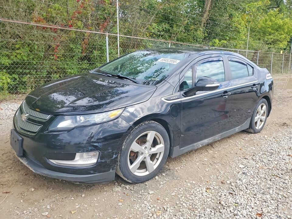 2013 CHEVROLET Volt