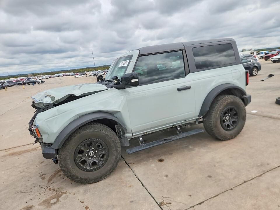 2023 FORD Bronco
