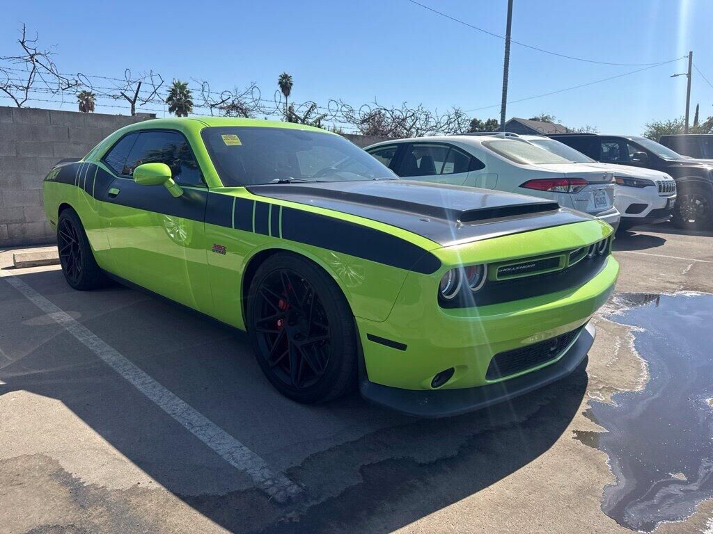 2015 DODGE Challenger