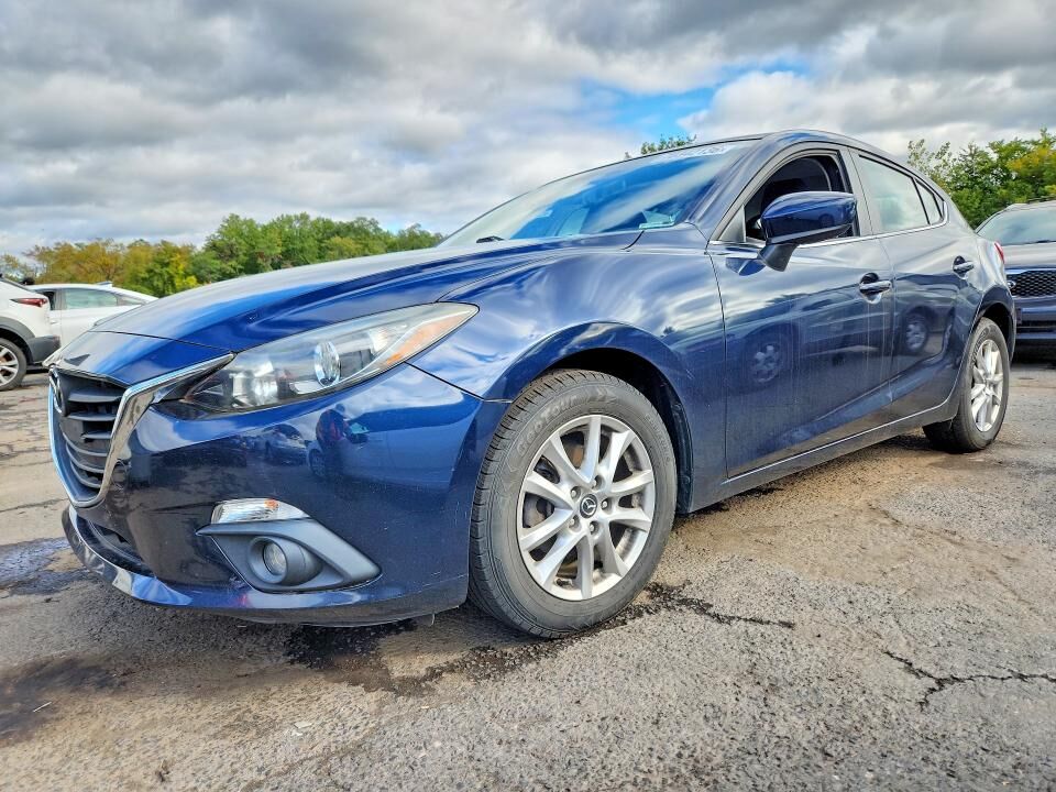 2016 MAZDA Mazda3