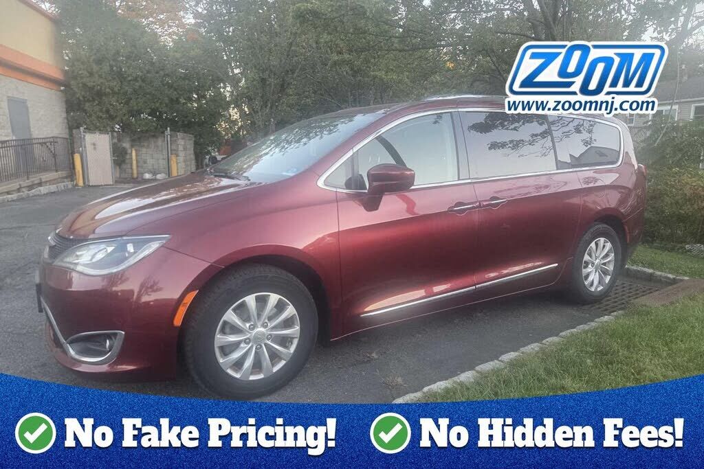 2018 CHRYSLER Pacifica