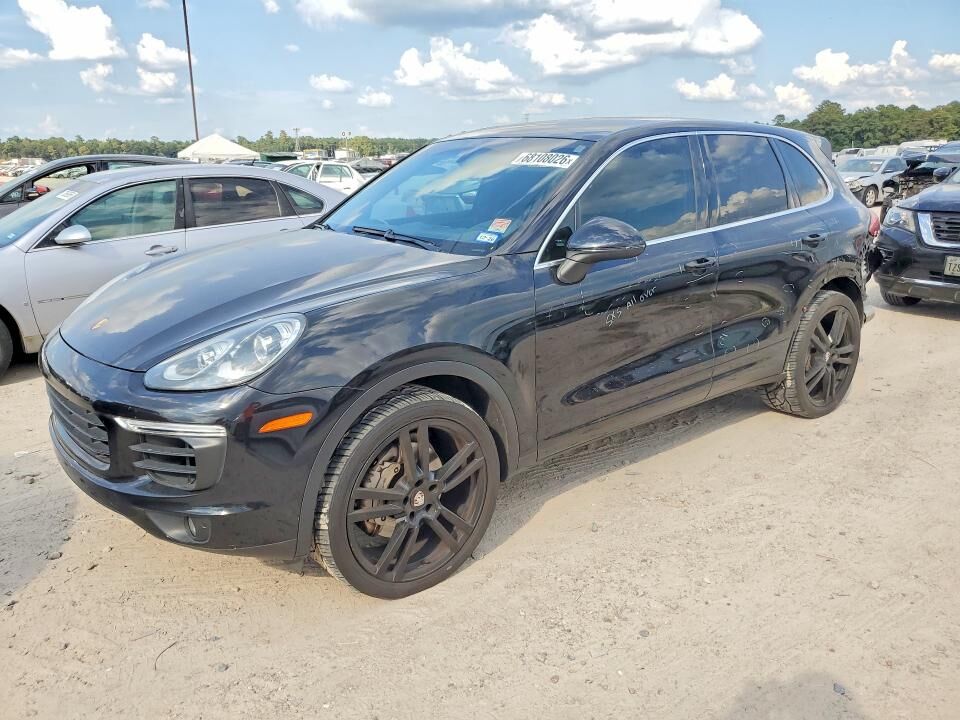 2015 PORSCHE Cayenne