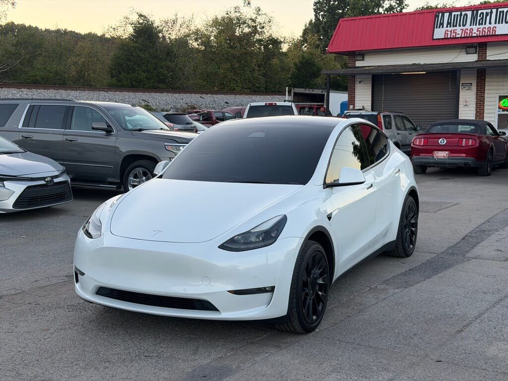 2022 TESLA Model Y
