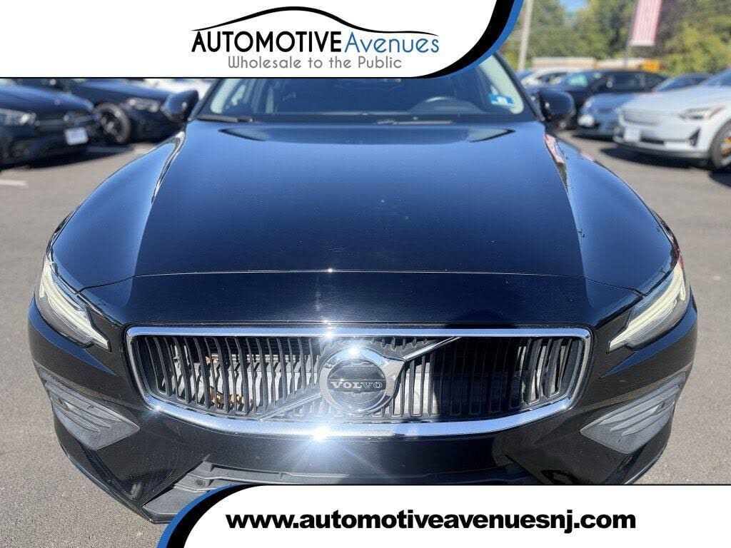 2020 VOLVO S60
