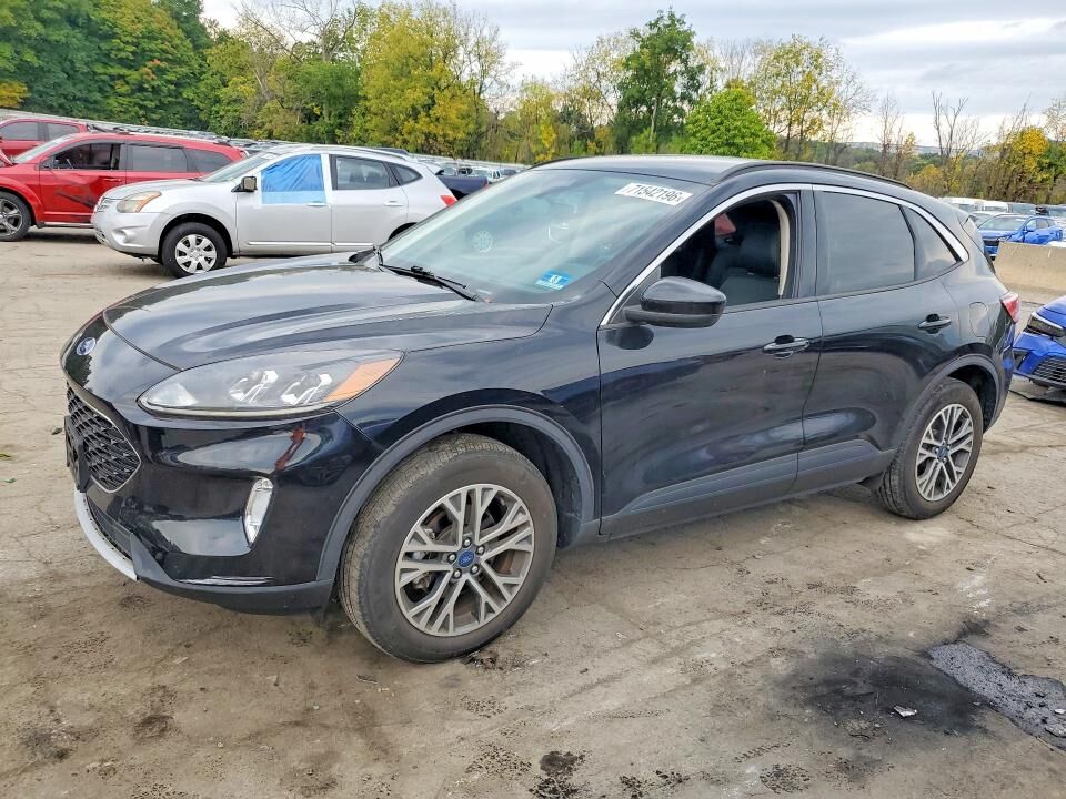 2020 FORD Escape
