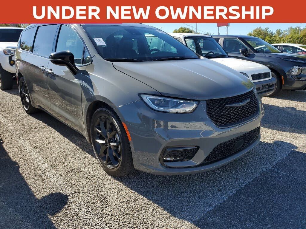 2025 CHRYSLER Pacifica