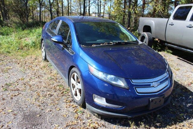 2013 CHEVROLET Volt