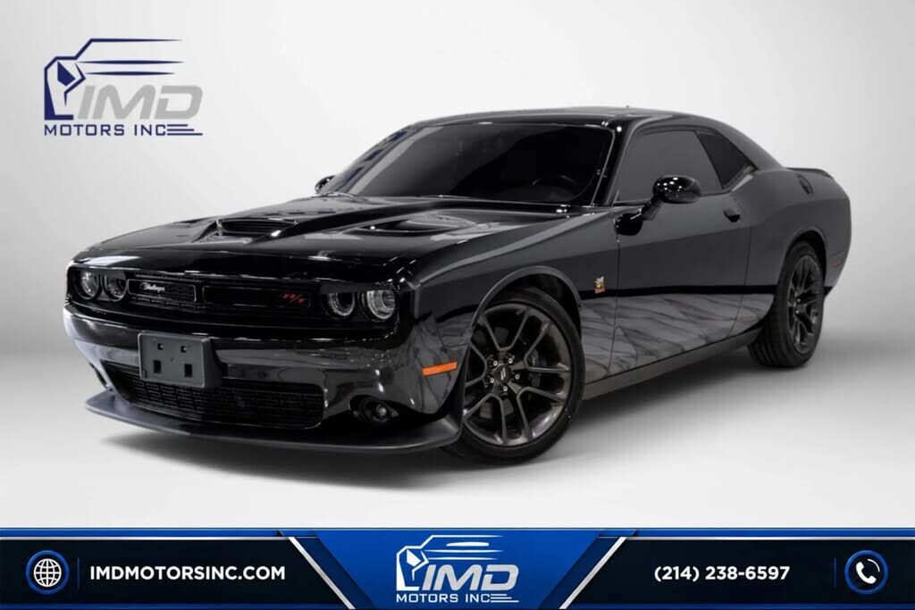 2022 DODGE Challenger