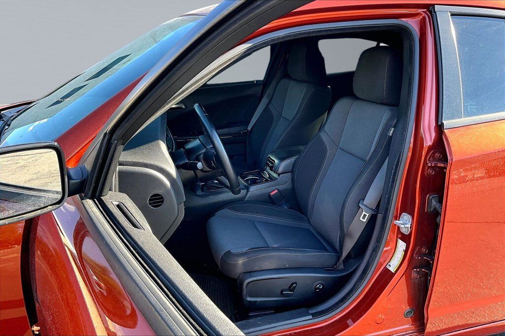 2021 DODGE Charger